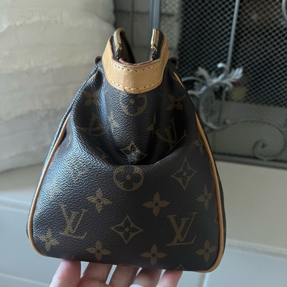 Louis Vuitton Monogram PM Tivoli bag - Picture 5 of 12